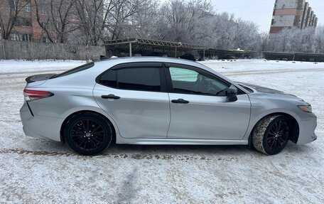 Toyota Camry, 2019 год, 2 800 000 рублей, 3 фотография