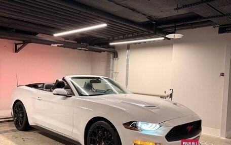 Ford Mustang VI рестайлинг, 2018 год, 3 300 000 рублей, 2 фотография