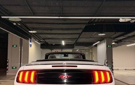 Ford Mustang VI рестайлинг, 2018 год, 3 300 000 рублей, 4 фотография