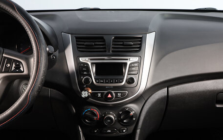 Hyundai Solaris II рестайлинг, 2015 год, 899 000 рублей, 11 фотография