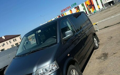 Volkswagen Multivan T5, 2009 год, 1 900 000 рублей, 2 фотография