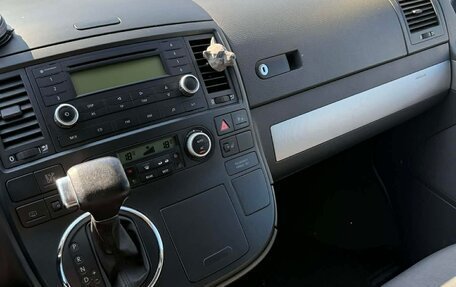 Volkswagen Multivan T5, 2009 год, 1 900 000 рублей, 11 фотография