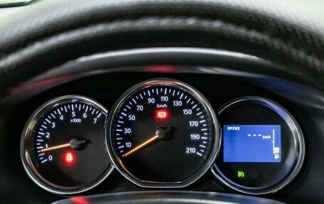 Renault Logan II, 2014 год, 550 000 рублей, 17 фотография