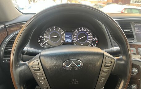 Infiniti QX56, 2013 год, 2 420 000 рублей, 10 фотография