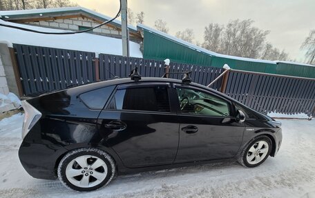 Toyota Prius, 2009 год, 1 050 000 рублей, 3 фотография