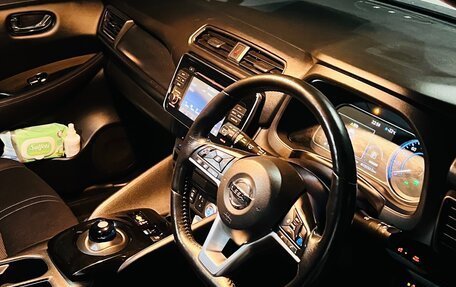 Nissan Leaf II, 2018 год, 1 350 000 рублей, 8 фотография