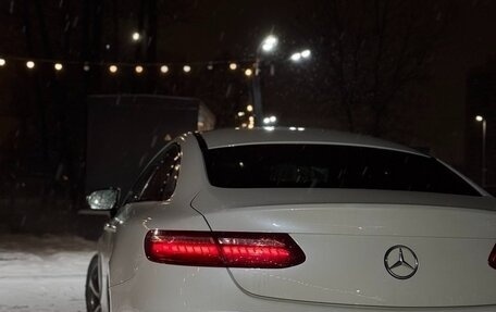Mercedes-Benz E-Класс, 2021 год, 6 200 000 рублей, 3 фотография