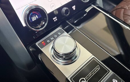 Land Rover Range Rover IV рестайлинг, 2019 год, 8 100 000 рублей, 15 фотография