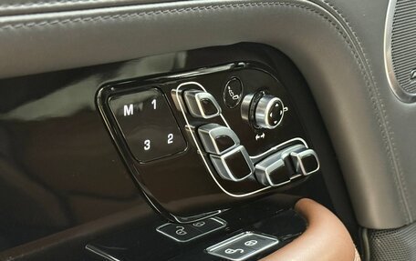 Land Rover Range Rover IV рестайлинг, 2019 год, 8 100 000 рублей, 20 фотография