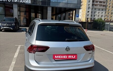 Volkswagen Tiguan II, 2018 год, 2 850 000 рублей, 4 фотография