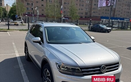 Volkswagen Tiguan II, 2018 год, 2 850 000 рублей, 2 фотография