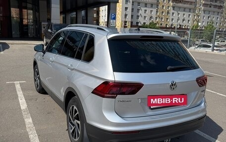 Volkswagen Tiguan II, 2018 год, 2 850 000 рублей, 5 фотография