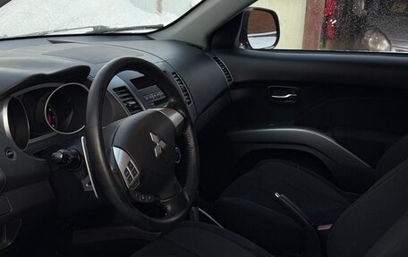 Mitsubishi Outlander III рестайлинг 3, 2008 год, 1 250 000 рублей, 7 фотография