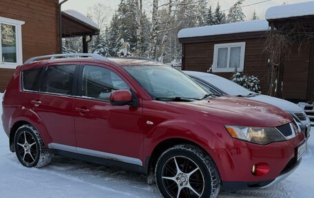 Mitsubishi Outlander III рестайлинг 3, 2008 год, 1 250 000 рублей, 3 фотография