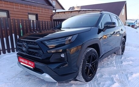 Toyota RAV4, 2025 год, 3 943 000 рублей, 3 фотография