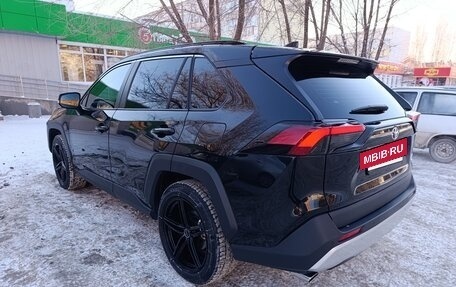 Toyota RAV4, 2025 год, 3 943 000 рублей, 7 фотография