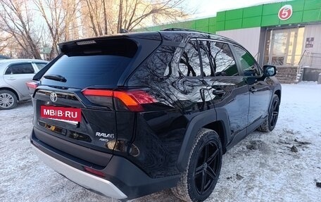Toyota RAV4, 2025 год, 3 943 000 рублей, 8 фотография