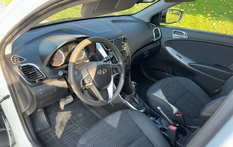 Hyundai Solaris II рестайлинг, 2015 год, 980 000 рублей, 6 фотография