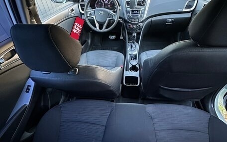 Hyundai Solaris II рестайлинг, 2015 год, 980 000 рублей, 17 фотография