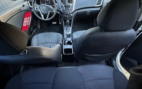 Hyundai Solaris II рестайлинг, 2015 год, 980 000 рублей, 18 фотография