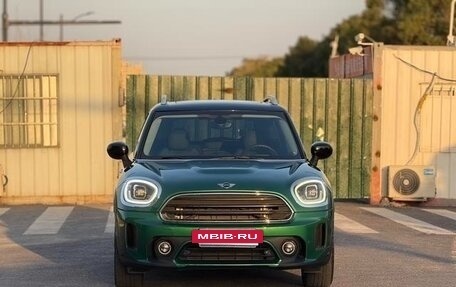 MINI Countryman II (F60), 2022 год, 1 850 000 рублей, 2 фотография