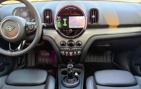 MINI Countryman II (F60), 2022 год, 1 850 000 рублей, 17 фотография