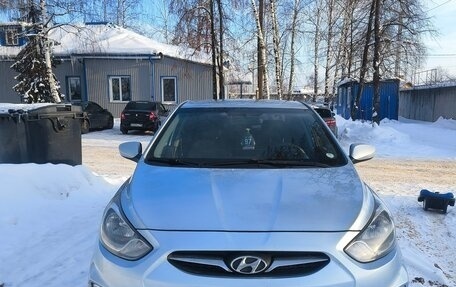 Hyundai Solaris II рестайлинг, 2011 год, 575 000 рублей, 25 фотография