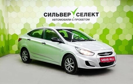Hyundai Solaris II рестайлинг, 2012 год, 600 000 рублей, 5 фотография