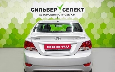 Hyundai Solaris II рестайлинг, 2012 год, 600 000 рублей, 4 фотография