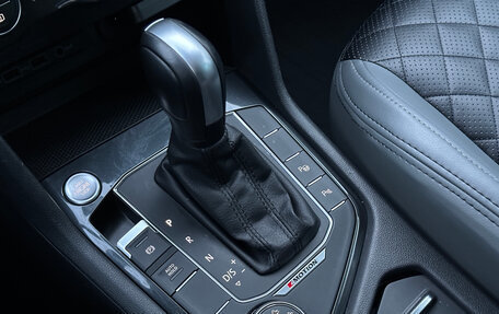 Volkswagen Tiguan II, 2020 год, 2 849 000 рублей, 17 фотография