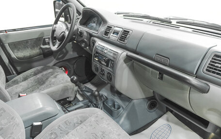 ЛуАЗ Patriot, 2010 год, 699 000 рублей, 11 фотография