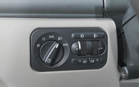 ЛуАЗ Patriot, 2010 год, 699 000 рублей, 24 фотография