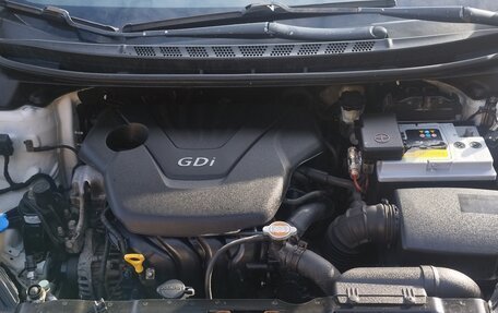 Hyundai Avante, 2011 год, 750 000 рублей, 5 фотография