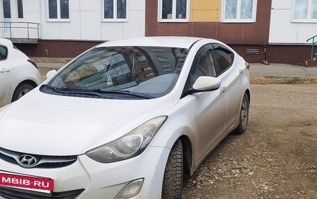 Hyundai Avante, 2011 год, 750 000 рублей, 7 фотография
