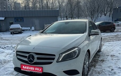 Mercedes-Benz A-Класс, 2015 год, 1 850 000 рублей, 1 фотография