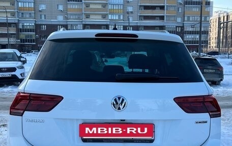 Volkswagen Tiguan II, 2019 год, 2 800 000 рублей, 7 фотография