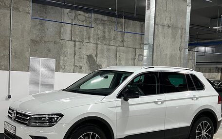 Volkswagen Tiguan II, 2019 год, 2 800 000 рублей, 24 фотография