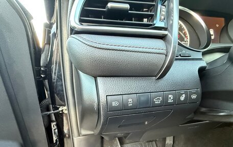 Toyota Camry, 2019 год, 3 100 000 рублей, 21 фотография