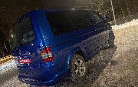 Volkswagen Multivan T5, 2004 год, 1 450 000 рублей, 2 фотография