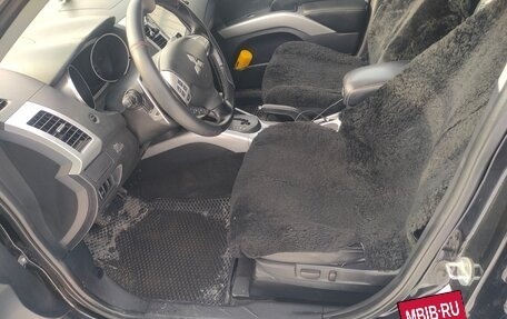 Mitsubishi Outlander III рестайлинг 3, 2008 год, 1 250 000 рублей, 12 фотография