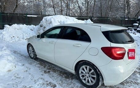 Mercedes-Benz A-Класс, 2015 год, 1 850 000 рублей, 7 фотография