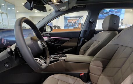 BMW 5 серия, 2025 год, 8 650 000 рублей, 17 фотография