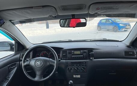 Toyota Corolla, 2002 год, 550 000 рублей, 4 фотография