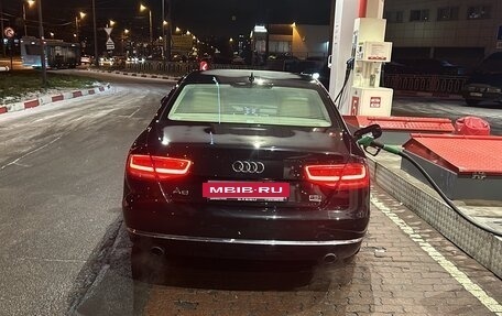 Audi A8, 2010 год, 1 700 000 рублей, 7 фотография