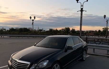 Mercedes-Benz E-Класс, 2012 год, 1 700 000 рублей, 2 фотография