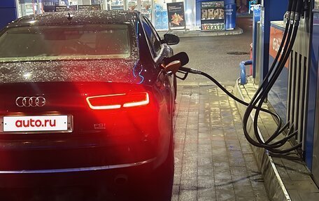 Audi A8, 2010 год, 1 700 000 рублей, 2 фотография