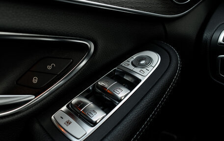 Mercedes-Benz C-Класс, 2019 год, 3 085 000 рублей, 26 фотография