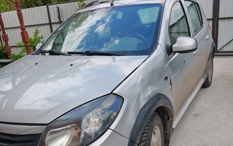 Renault Sandero I, 2014 год, 550 000 рублей, 1 фотография
