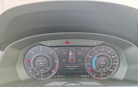 Volkswagen Passat B8 рестайлинг, 2016 год, 2 400 000 рублей, 8 фотография