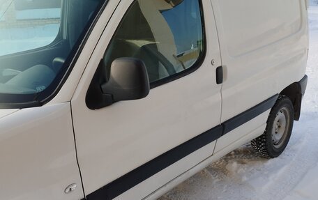 Peugeot Partner II рестайлинг 2, 2010 год, 500 000 рублей, 4 фотография